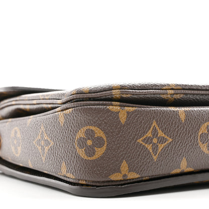 Louis Vuitton Monogram Pochette Metis 9 of 11