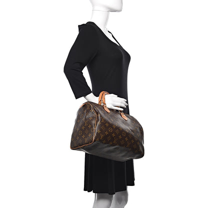 Louis Vuitton Monogram Speedy 30 2 of 10