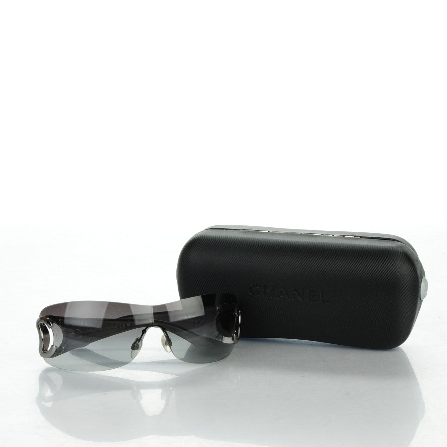 Chanel Frameless CC Logo Sunglasses 4125 Black 5 of 5