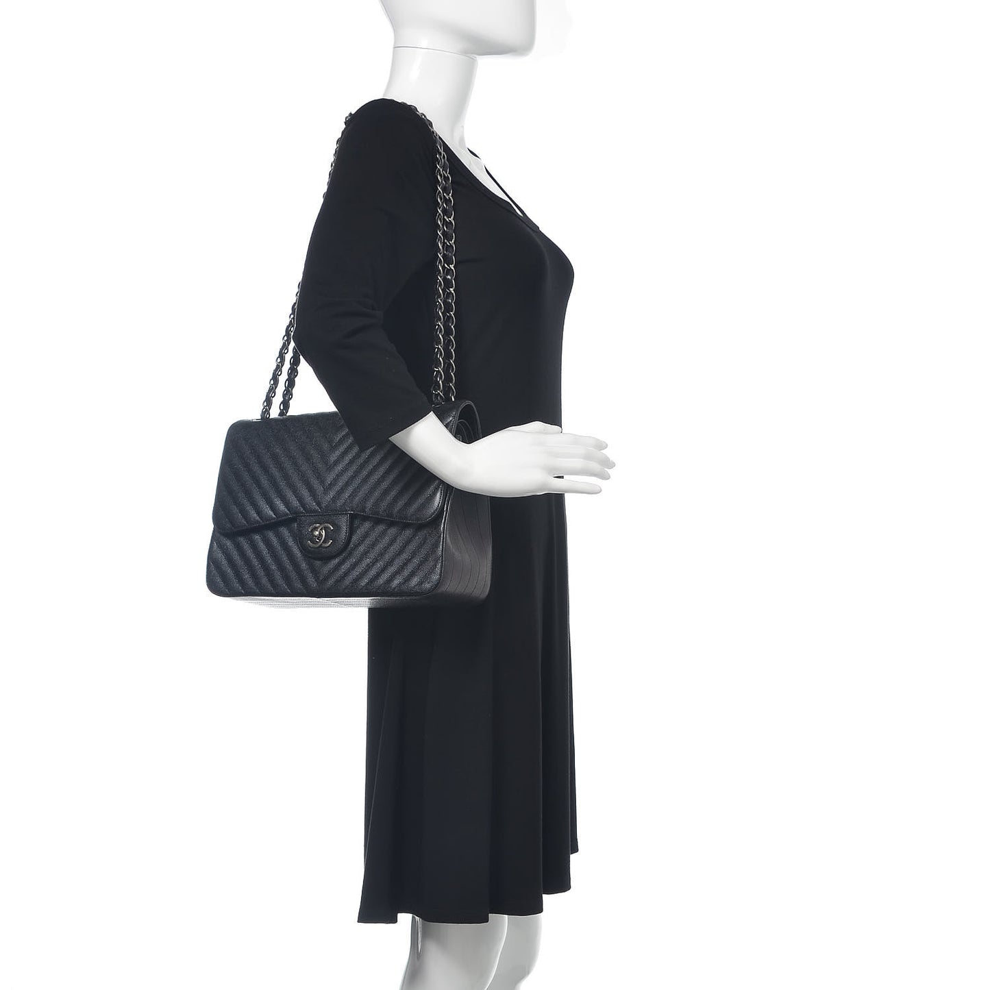 Iridescent Caviar Chevron Quilted Jumbo Double Flap Black