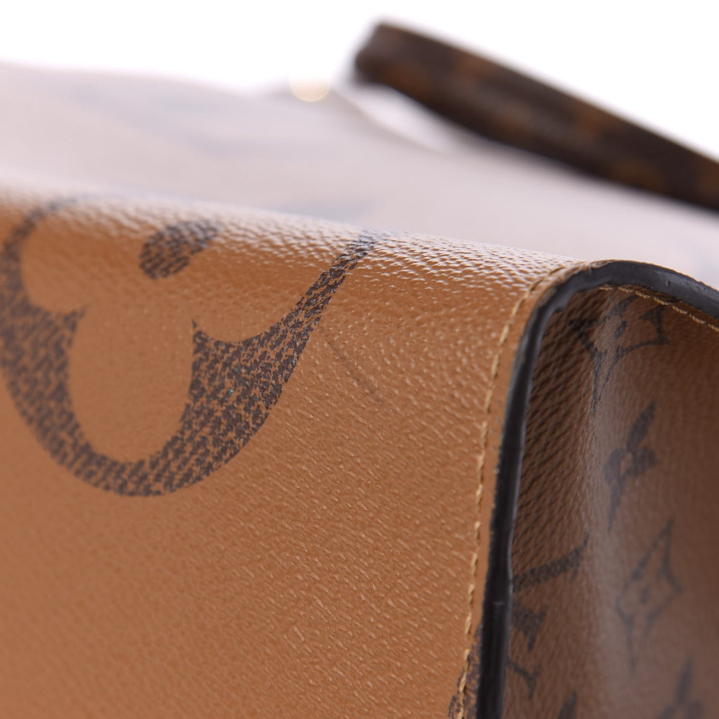 Reverse Monogram Giant Onthego GM