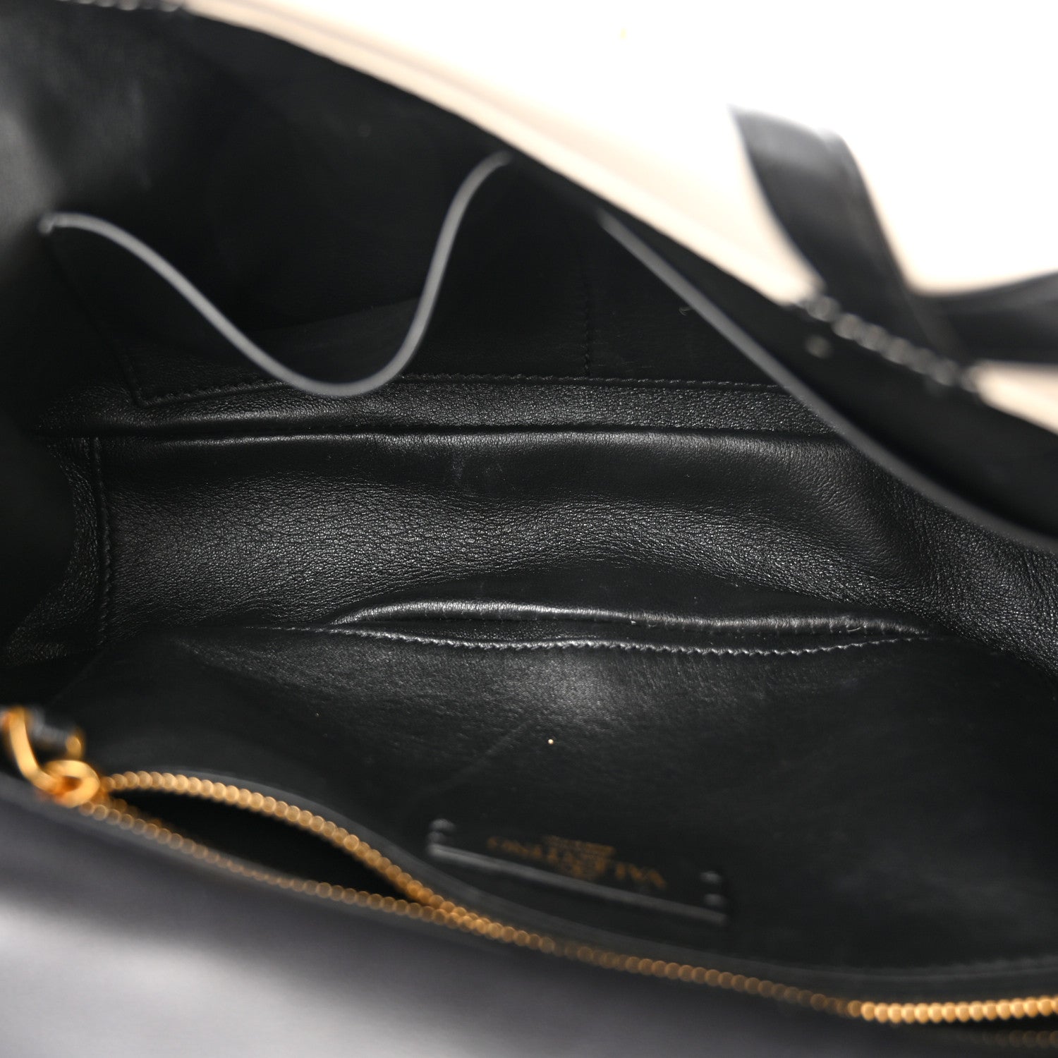 Valentino Garavani Nappa Large Roman Stud Shoulder Bag Ivory Black 5 of 15