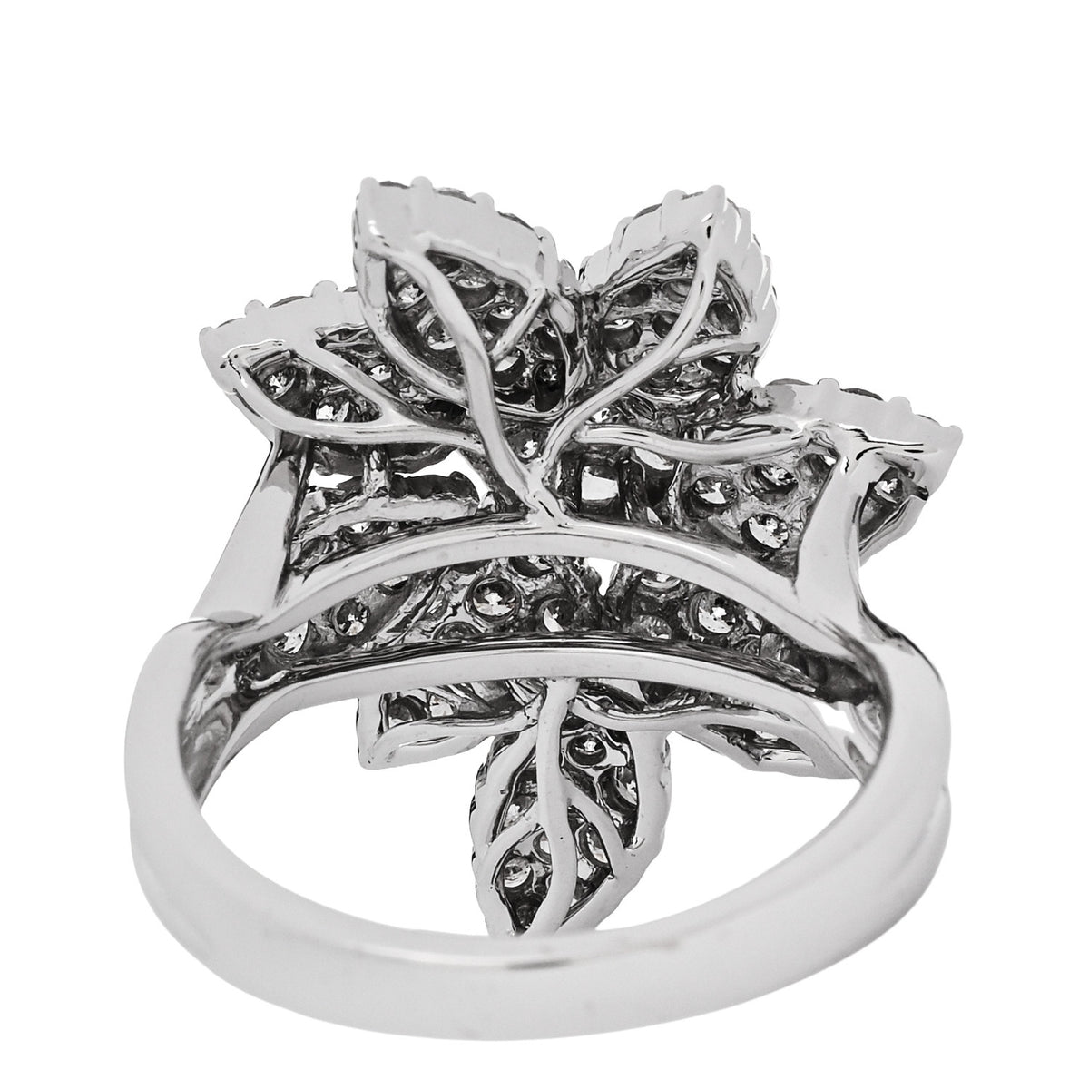 18K White Gold Diamond 1.90ctw Flower Cocktail Ring  55 7.25