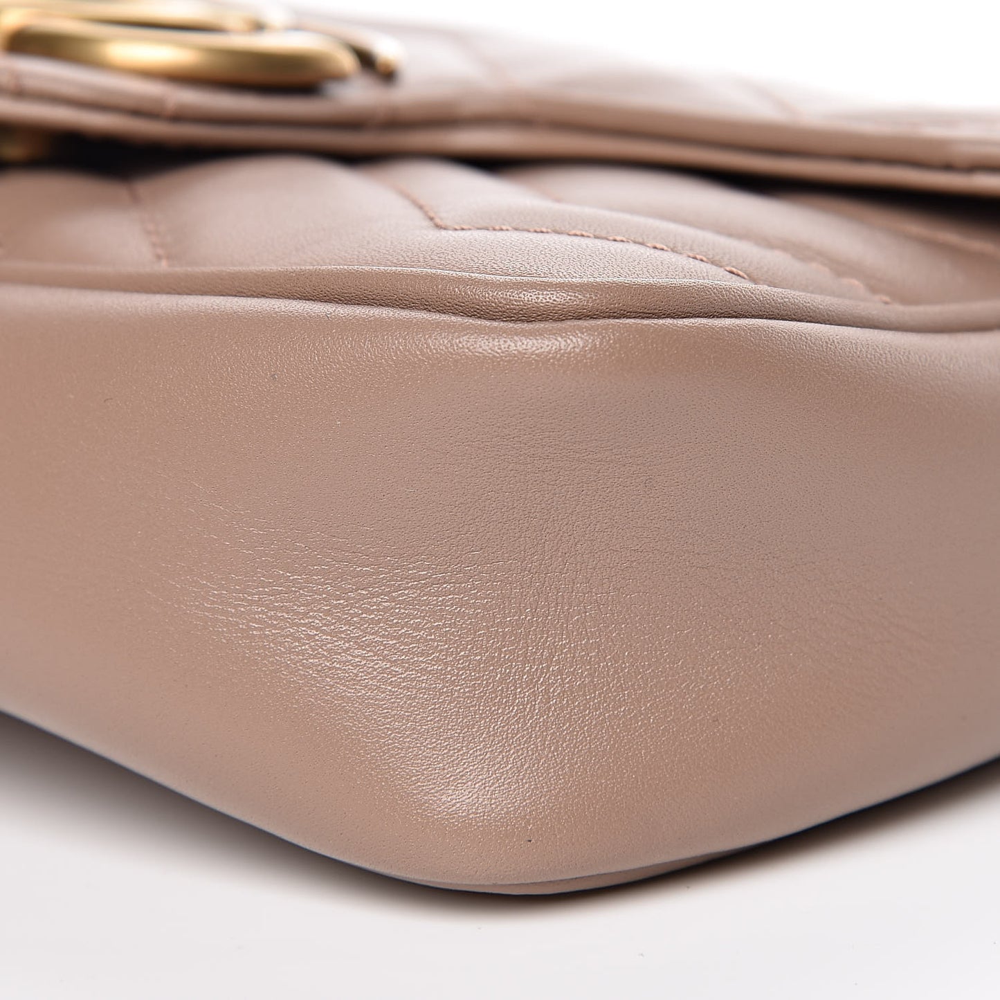 Calfskin Matelasse Super Mini GG Marmont Shoulder Bag Porcelain Rose