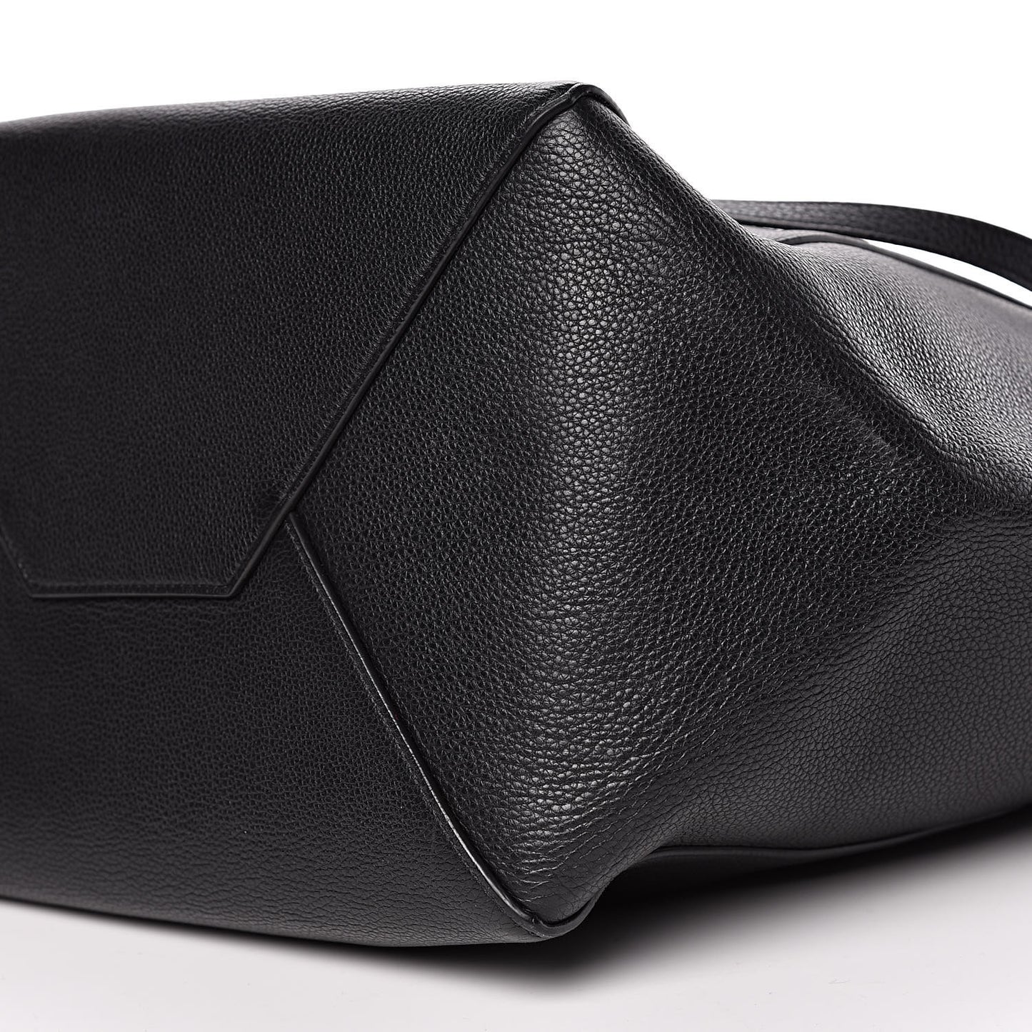 Soft Grained Calfskin Medium Belt Cabas Phantom Black