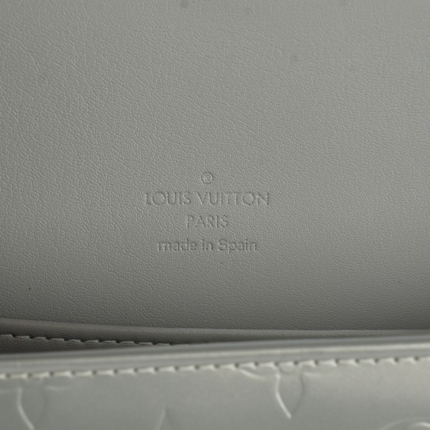 Louis Vuitton Vernis Thompson Street Silver 5 of 7
