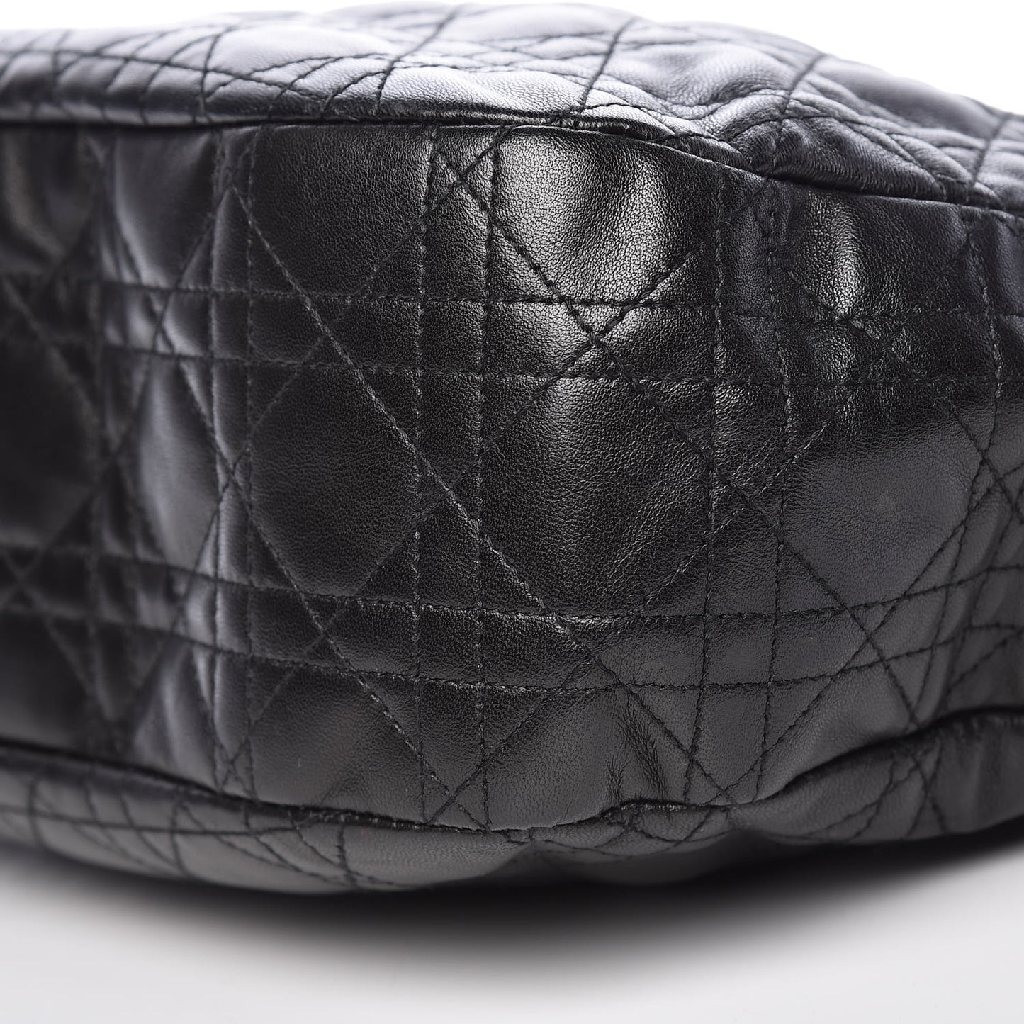 Lambskin Cannage Medium Dior Soft Hobo Black