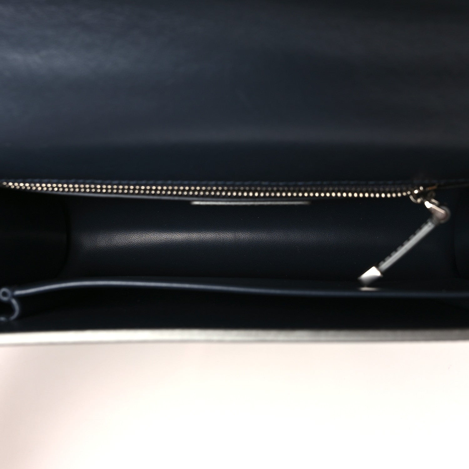 Christian Dior Metallic Patent Micro-Cannage 30 Montaigne Flap Bag Silver 5 of 10