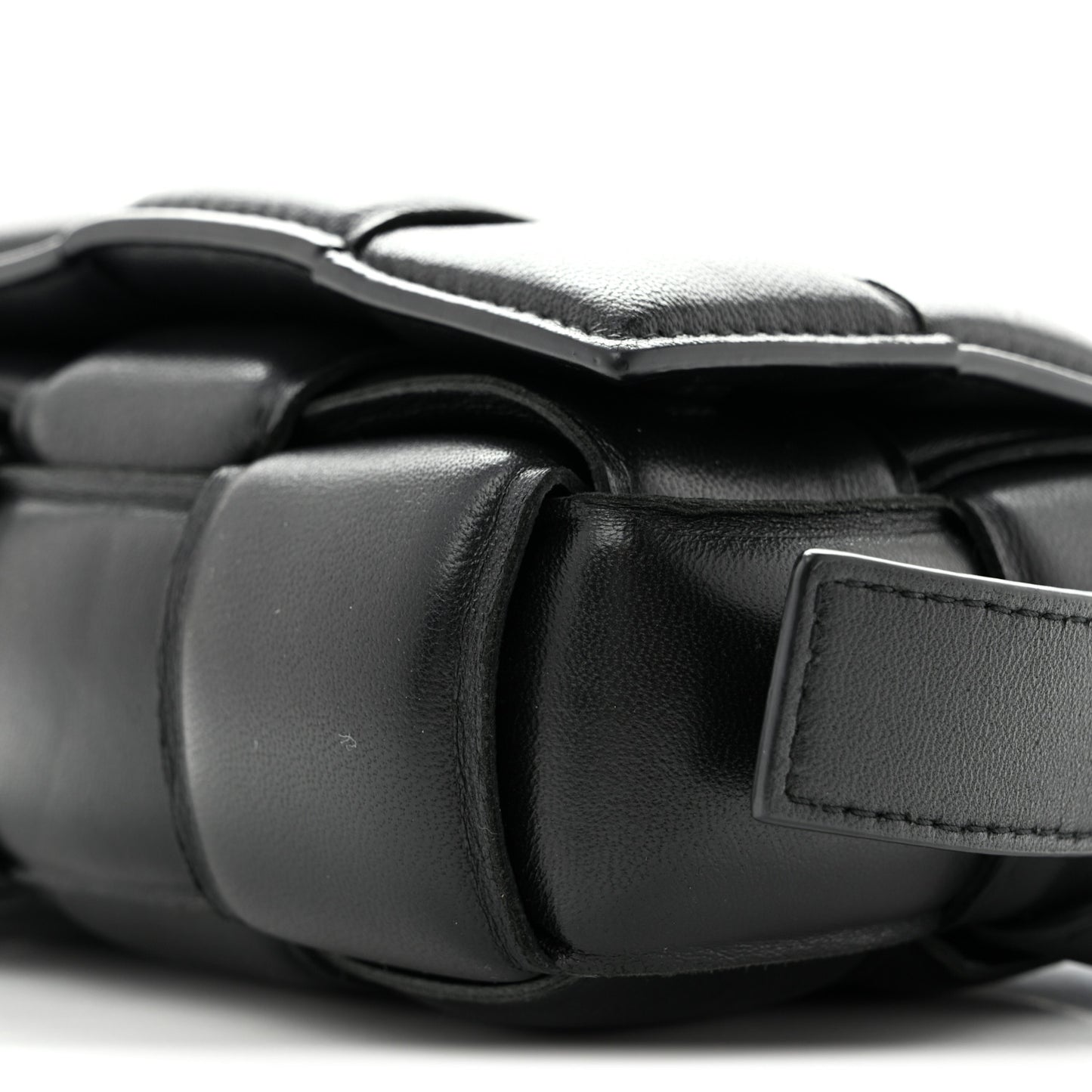 Nappa Maxi Intrecciato Padded The Belt Cassette Bag Black