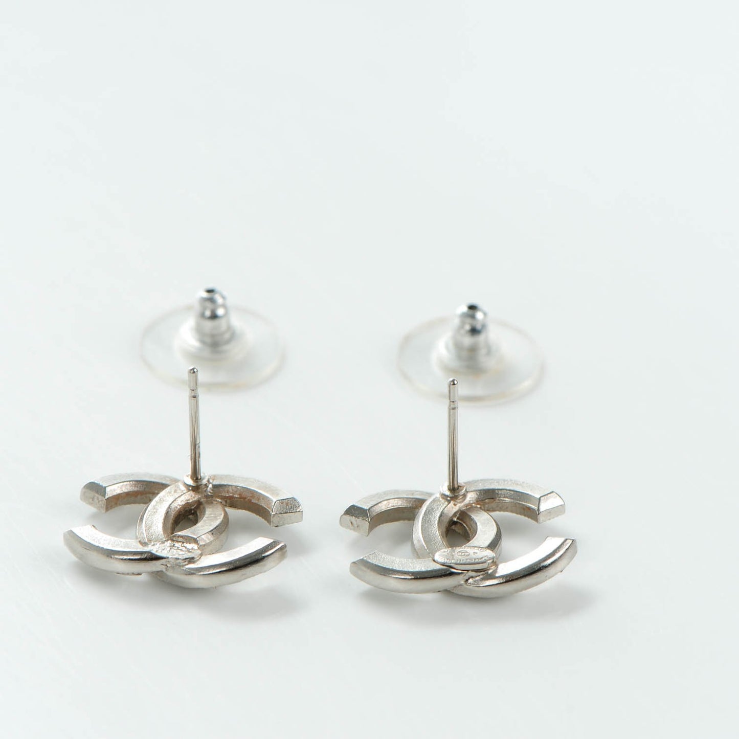 Baguette Crystal CC Earrings Silver Grey