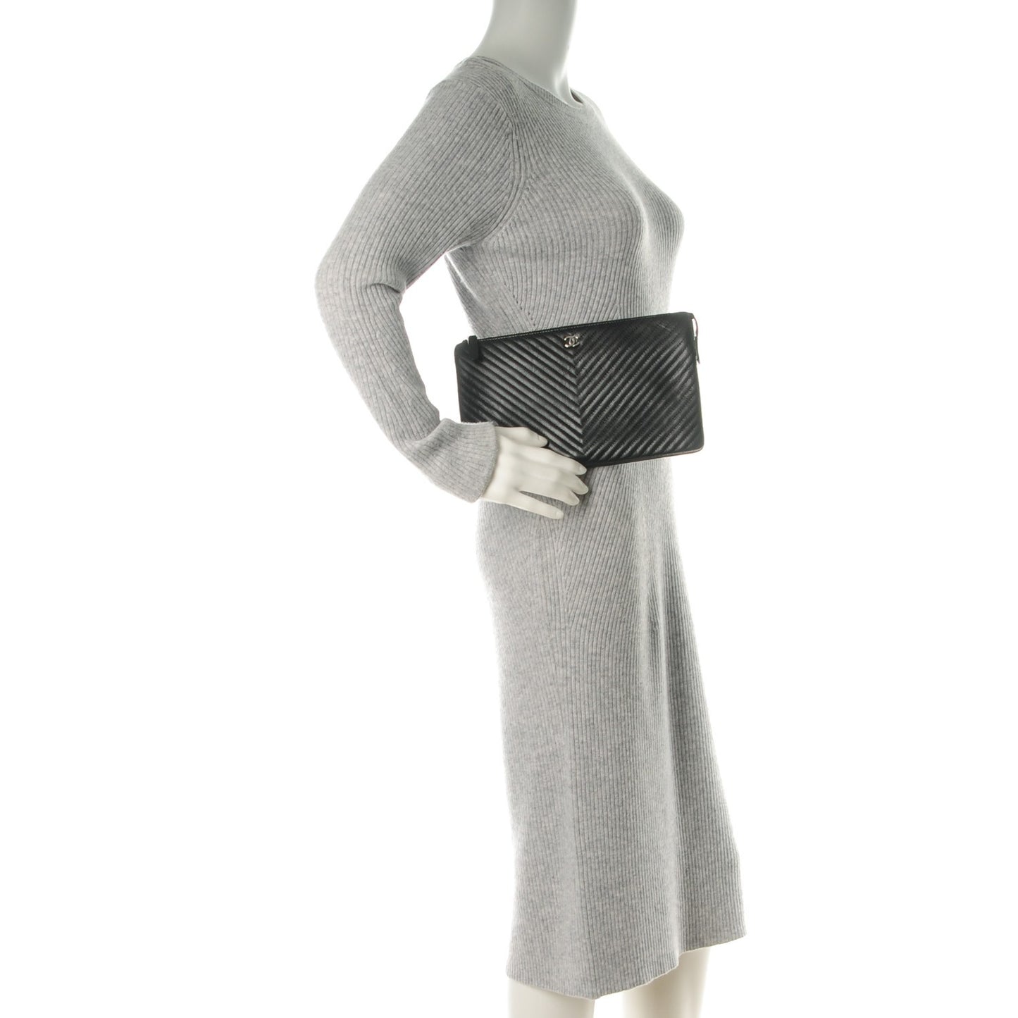 Caviar Chevron Quilted Large Zipped Clutch Black