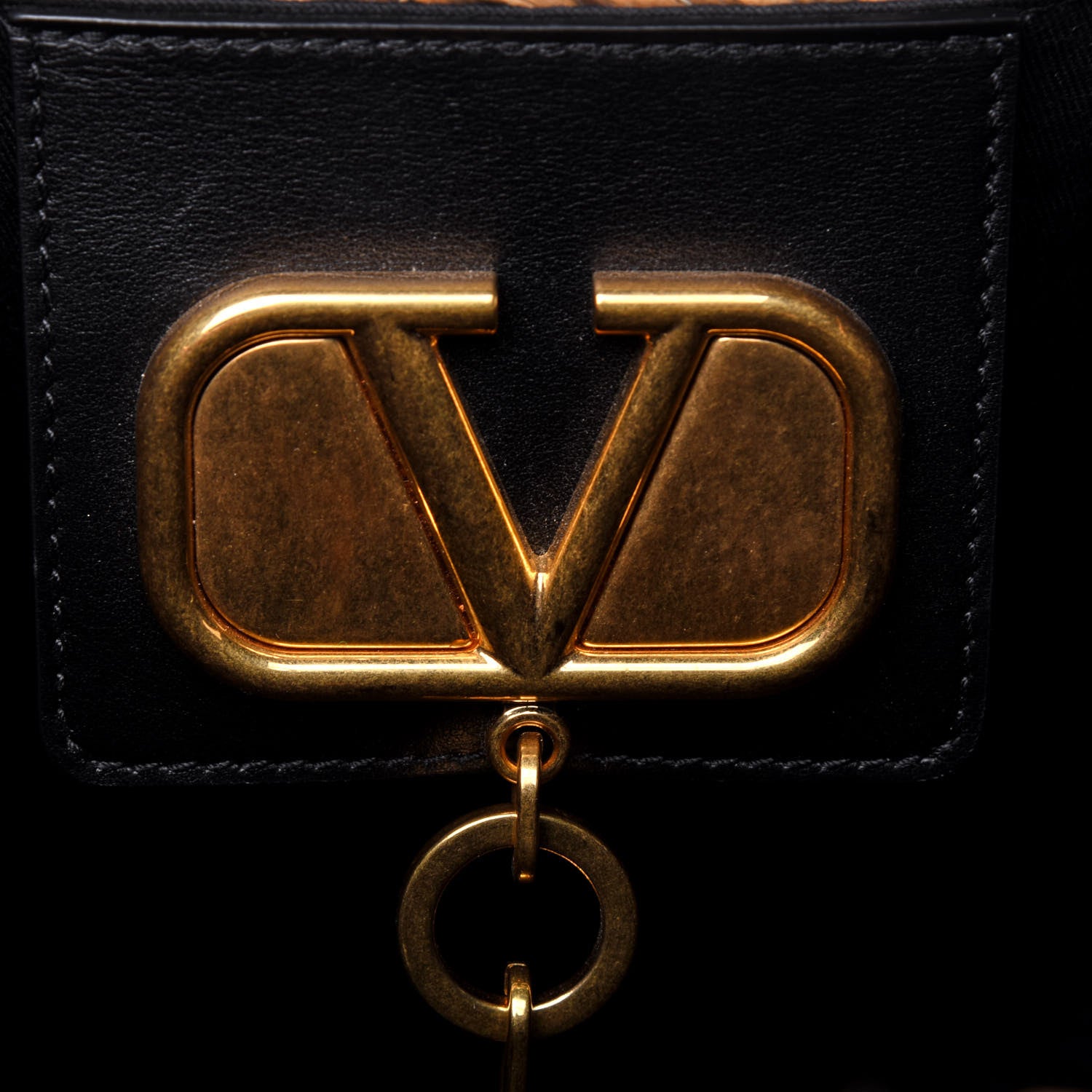 Valentino Garavani Raffia Medium Vlogo Escape Shopper Natural Black Rouge 11 of 23