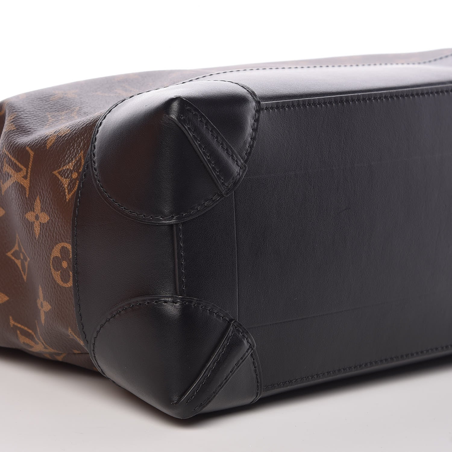 Louis Vuitton Monogram Solar Ray Steamer PM 9 of 15