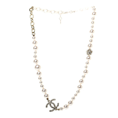 Chanel Pearl Crystal CC Short Necklace Gold 3 of 5