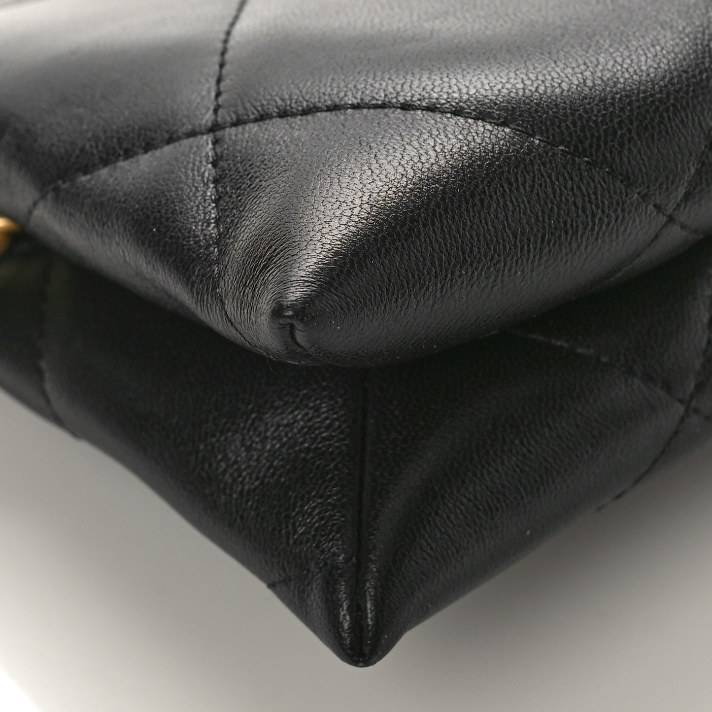 Shiny Goatskin Quilted Small Chanel 19 Pouch With Handle Black
