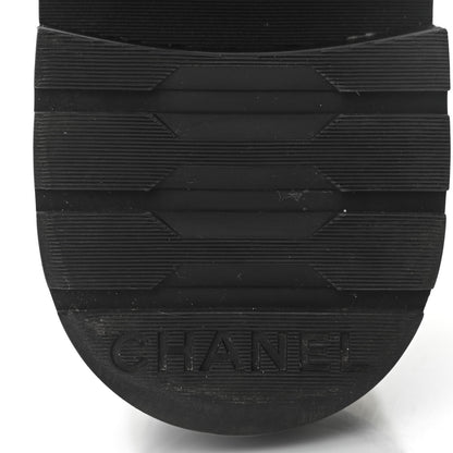 Chanel Shiny Goatskin Calfskin Quilted Lace Up Combat Boots 38.5 White Black 6 of 8