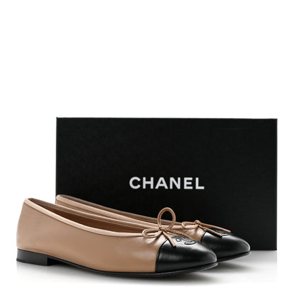 Chanel Lambskin Cap Toe CC Ballerina Flats 38.5 Beige Black 10 of 10