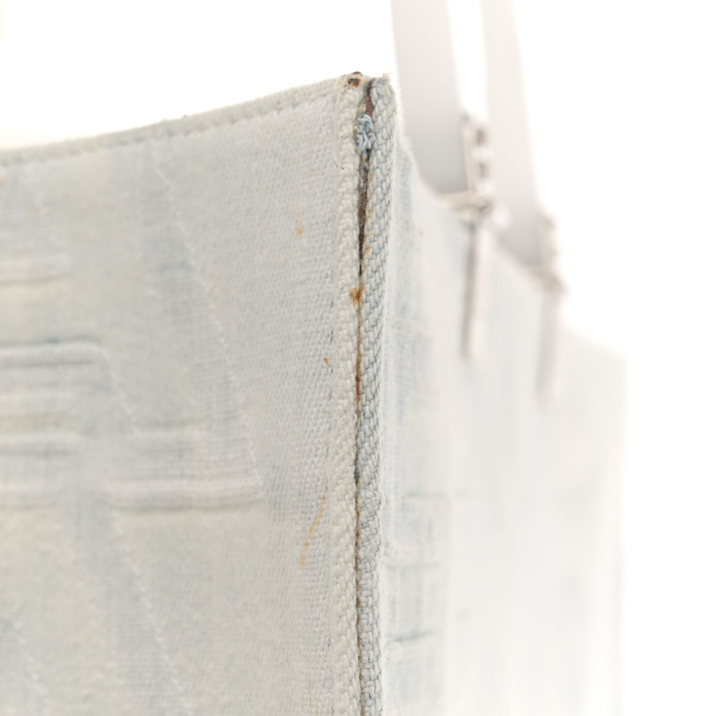 X MARC JACOBS Bleached Denim Vitello King Plexiglass Logo Medium Sunshine Shopper Tote Off White