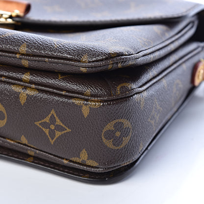Louis Vuitton Monogram Pochette Metis 9 of 9