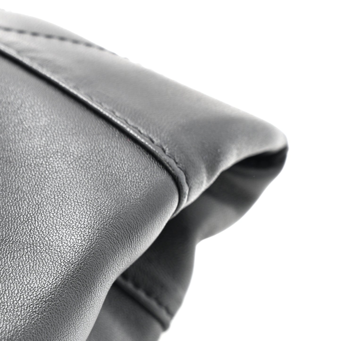 Lambskin Matelasse Monogram Medium Jamie 4.3 Pochon Black