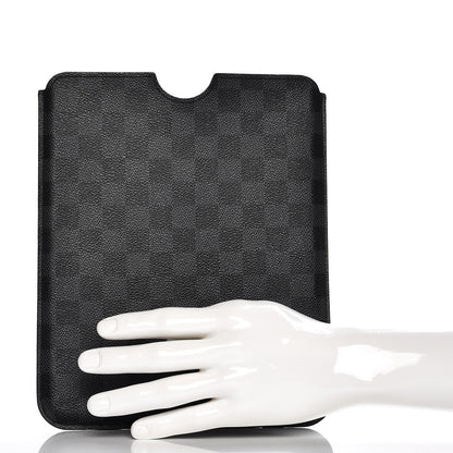 Louis Vuitton Damier Graphite Ipad Hardcase 2 of 9