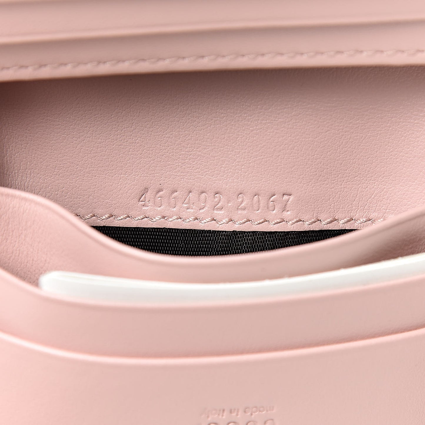Calfskin Matelasse GG Marmont Card Case Wallet Perfect Pink