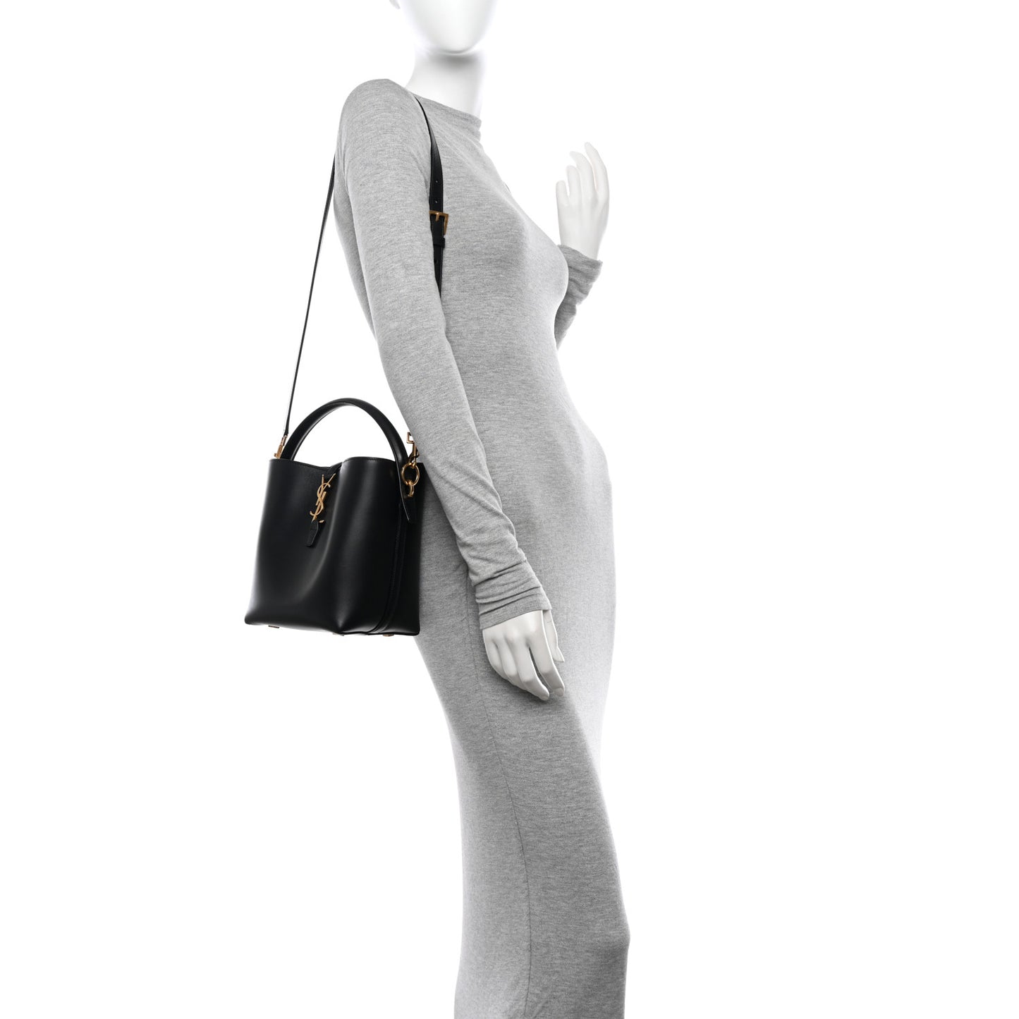 Shiny Calfskin Le 37 Bucket Bag Black