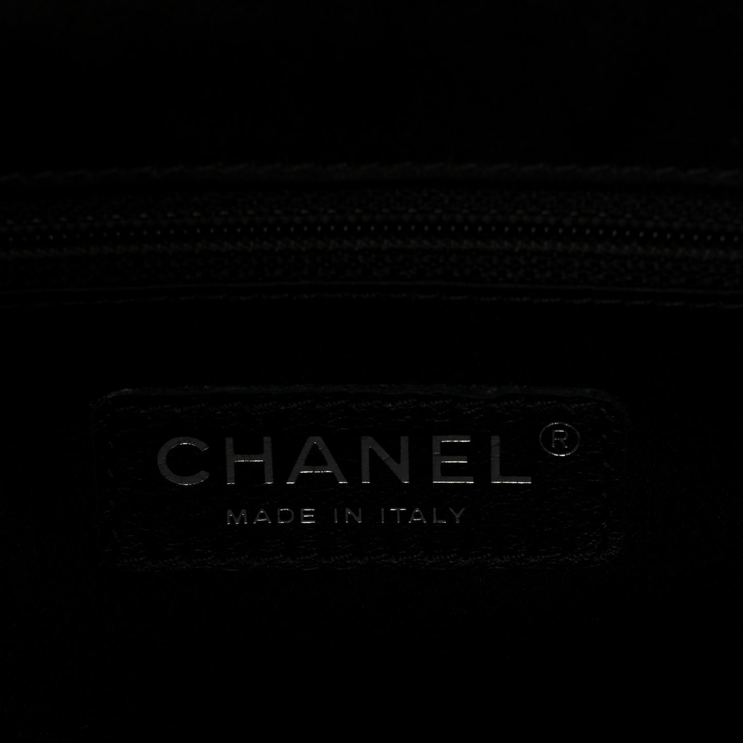 Caviar Quilted XL Grand Shopping Tote GST Black