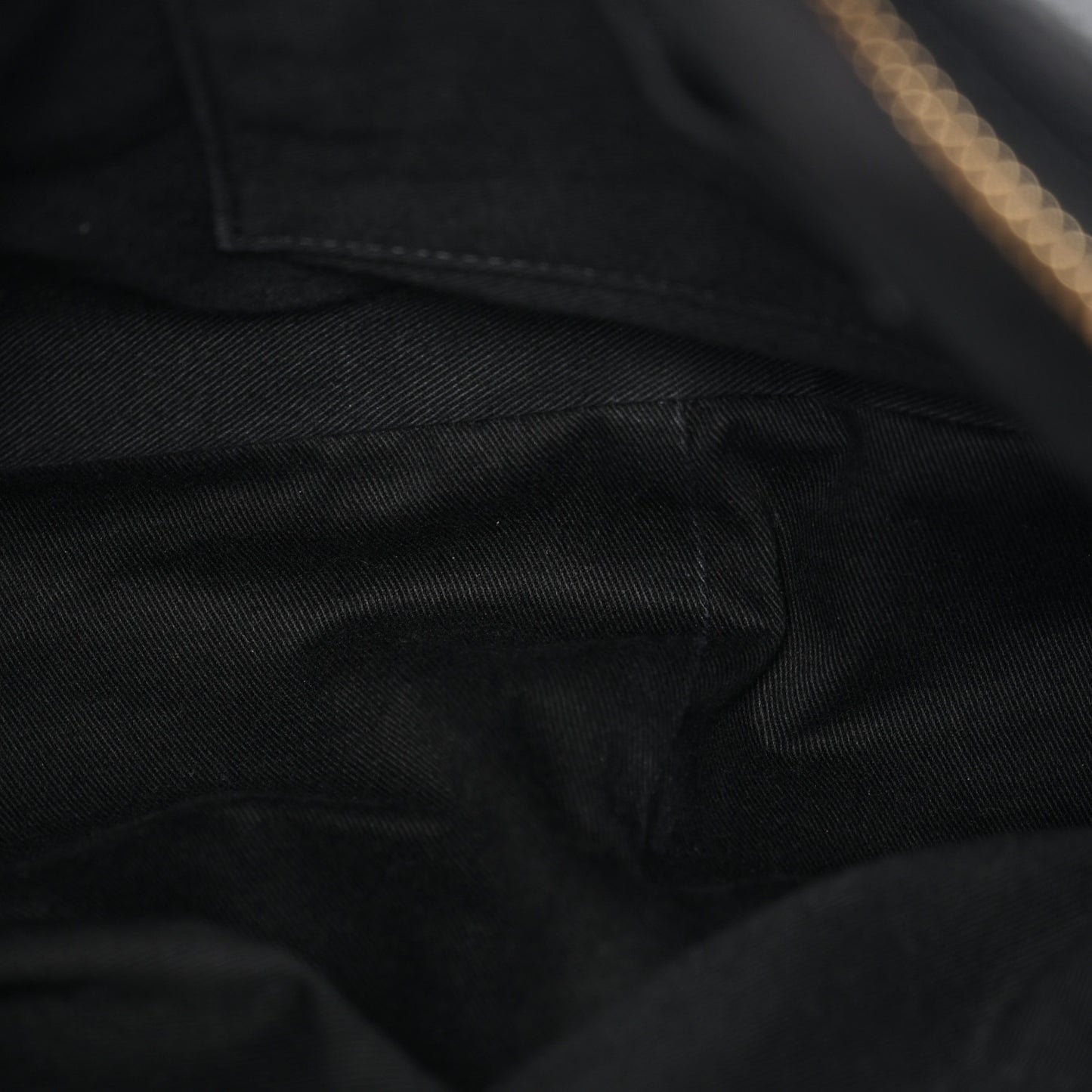Calfskin Medium Paraty Black