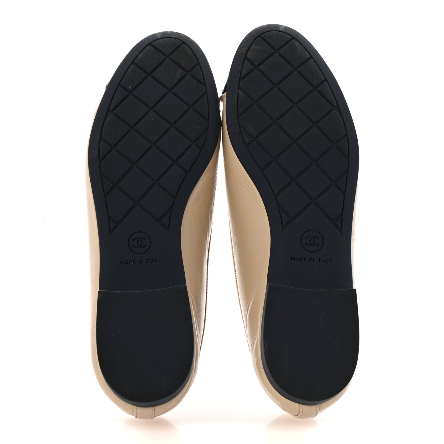 Goatskin Patent Calfskin Cap Toe CC Ballerina Flats 35.5 Light Beige Navy Blue