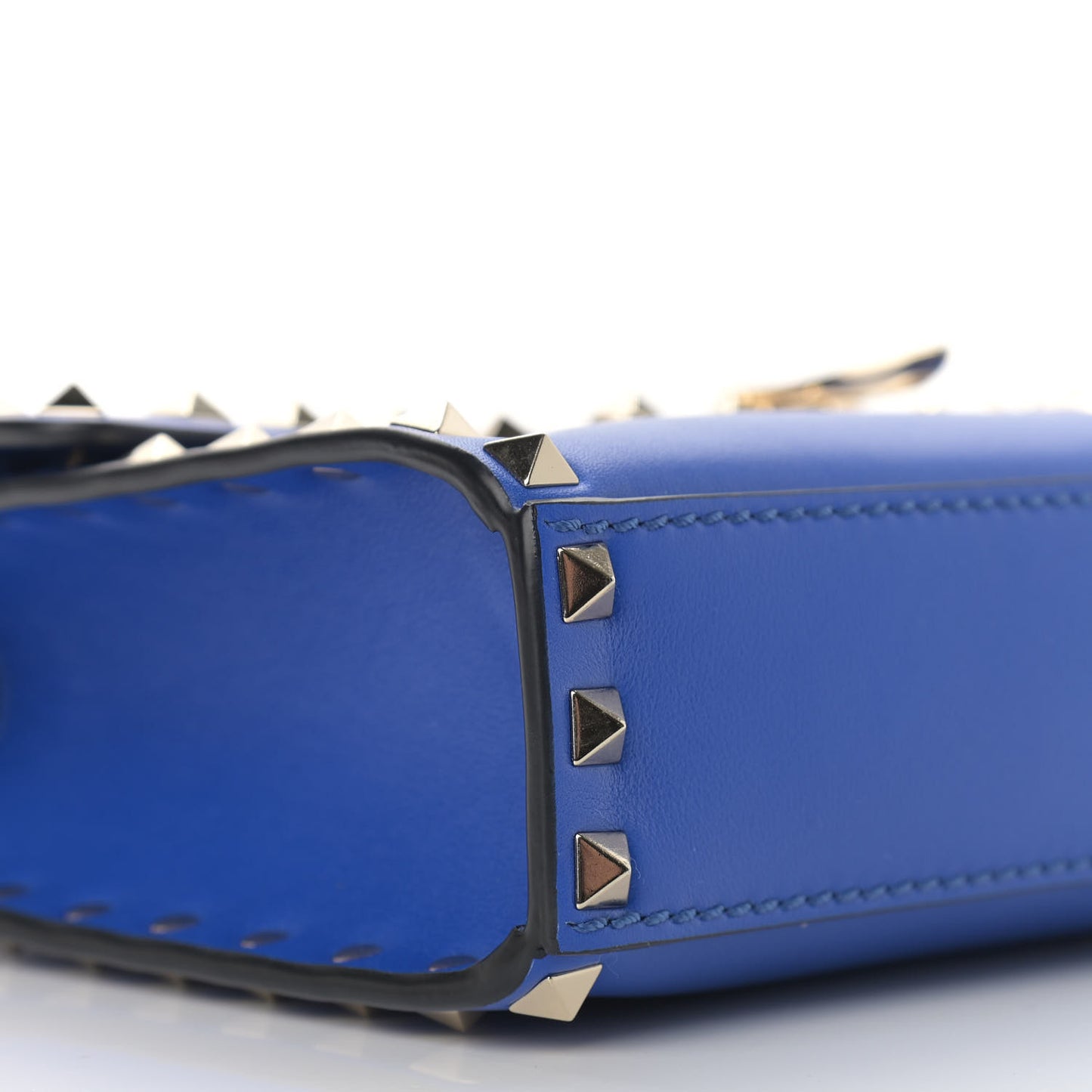 Vitello Medium Rockstud Flip Lock Crossbody Bag Acid Blue
