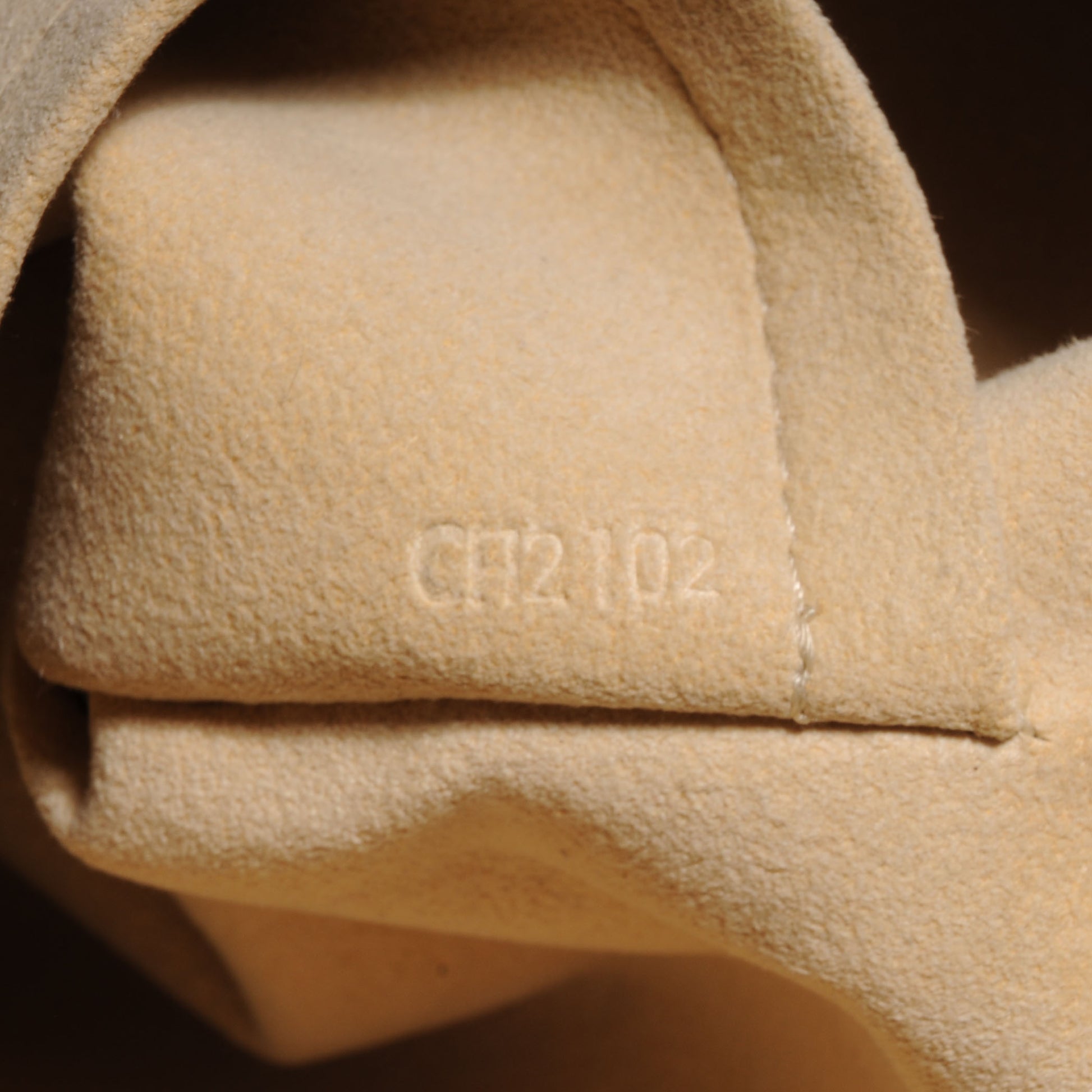 Louis Vuitton Damier Azur Hampstead MM 7 of 8