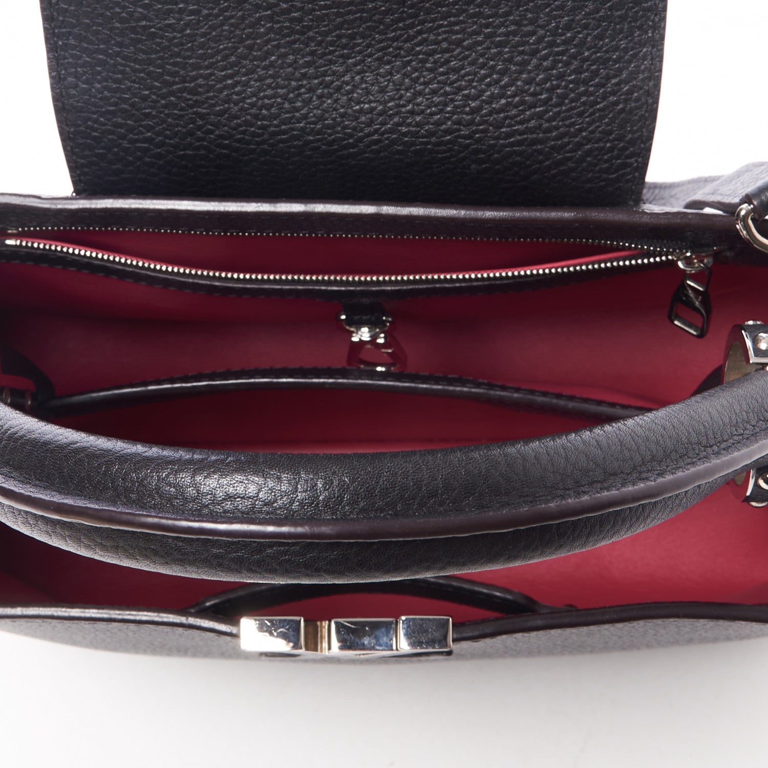 Louis Vuitton Taurillon Capucines PM Black 8 of 10