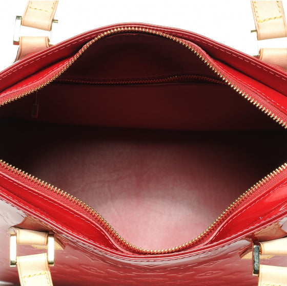 Louis Vuitton Vernis Houston Pomme D'Amour 7 of 7