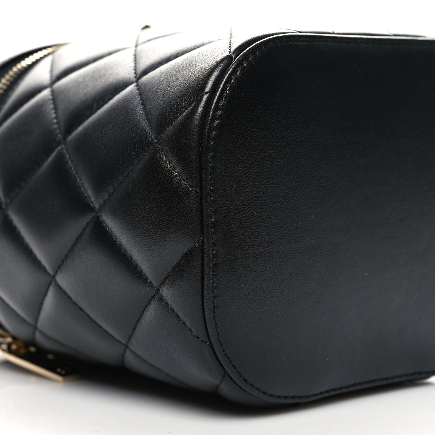 Chanel Lambskin Quilted Trendy Vanity Case Black 9 of 10