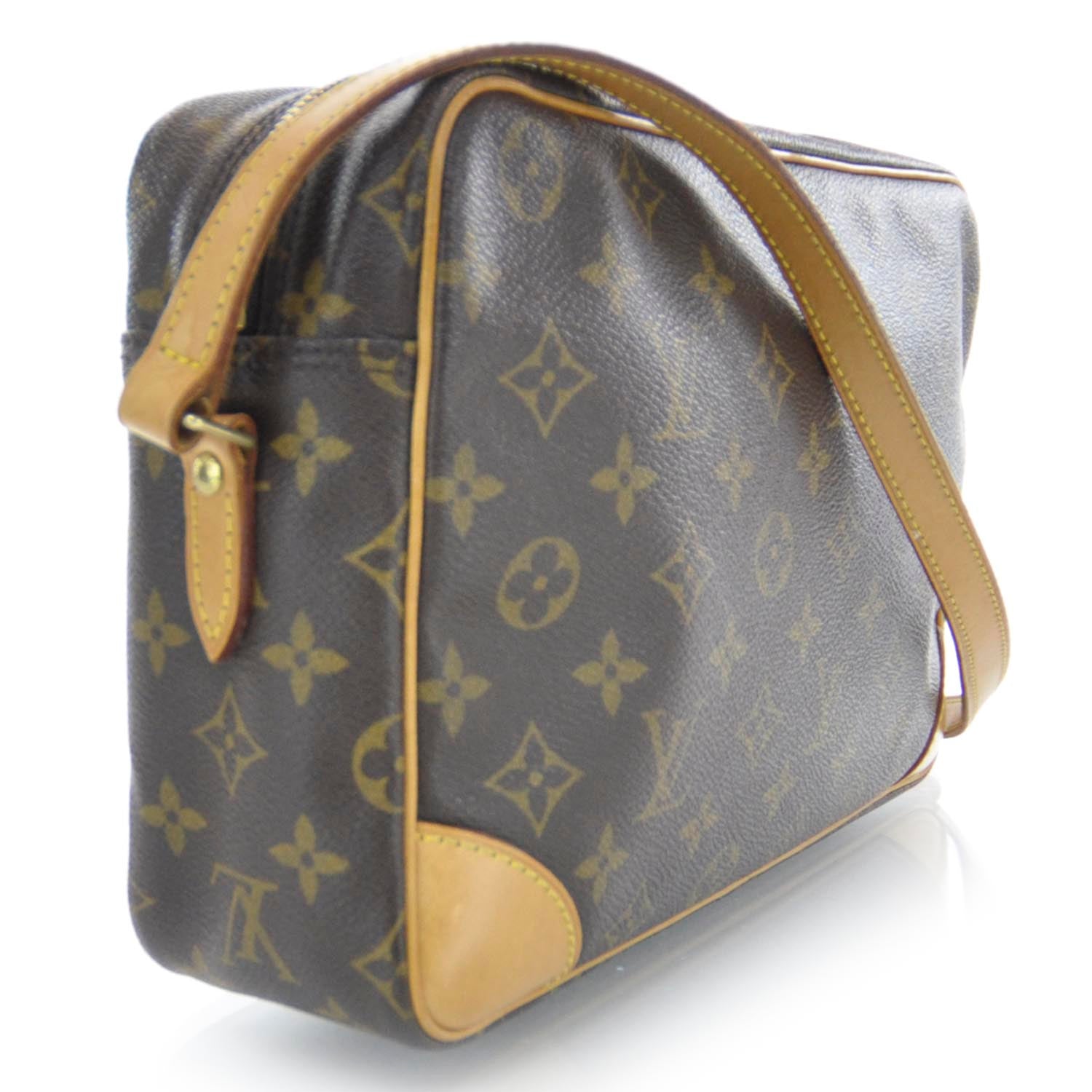 Louis Vuitton Monogram Trocadero 27 3 of 7