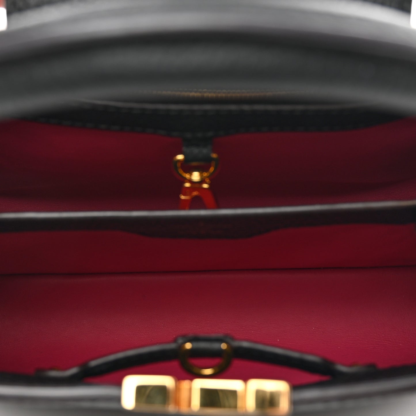 Taurillon Capucines BB Black