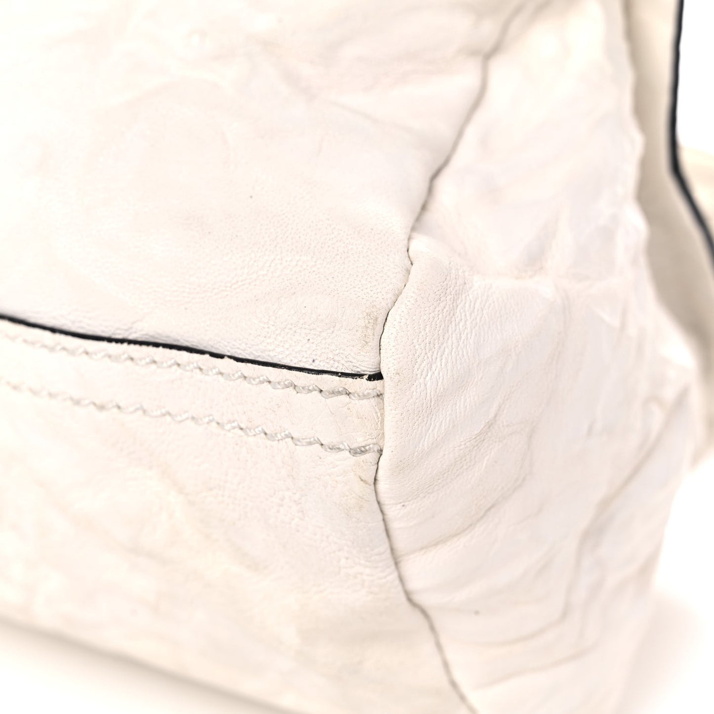 Tumbled Sheepskin Mini Pandora Off White