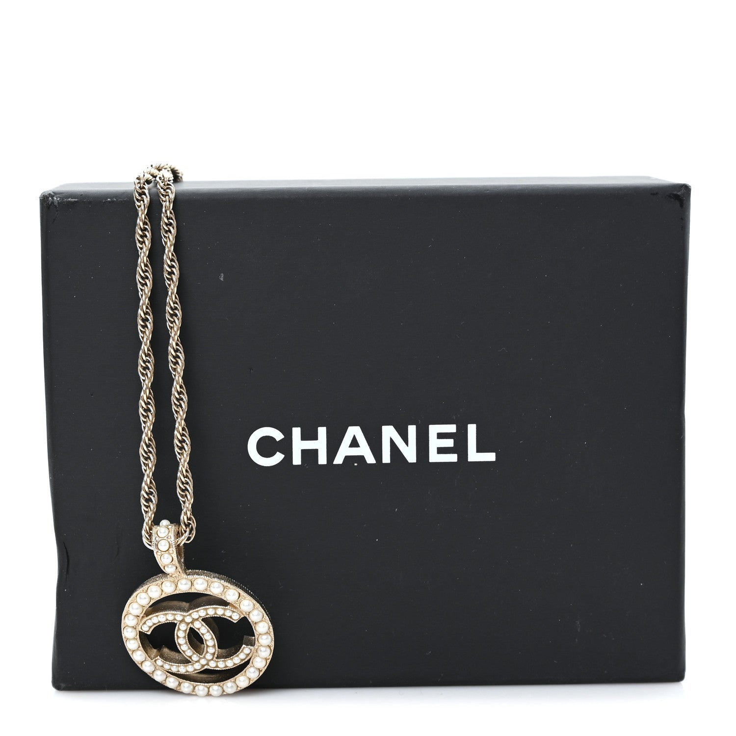 Chanel Pearl CC Round Pendant Necklace Gold 5 of 5