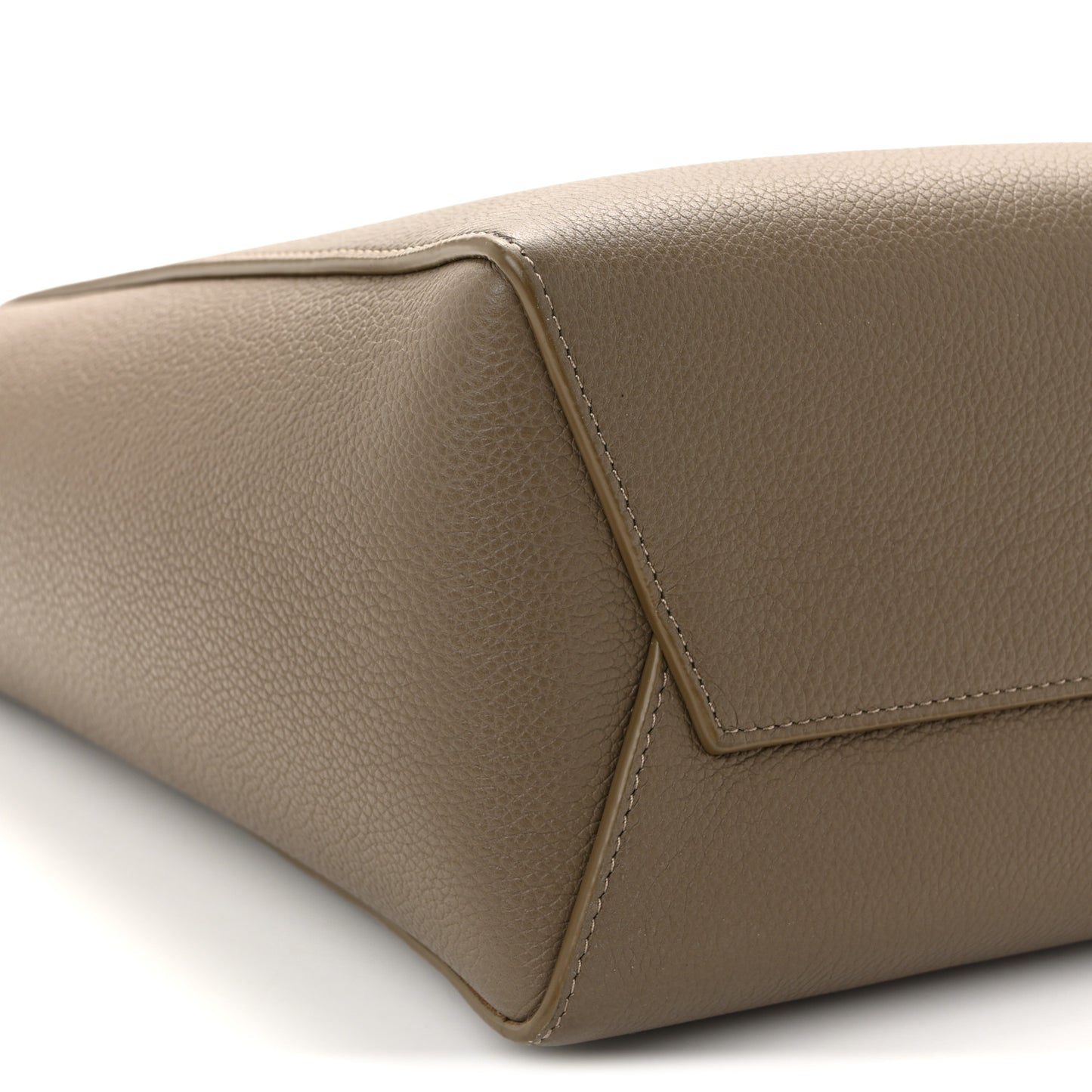 Soft Grained Calfskin Small Sangle Bucket Bag Taupe