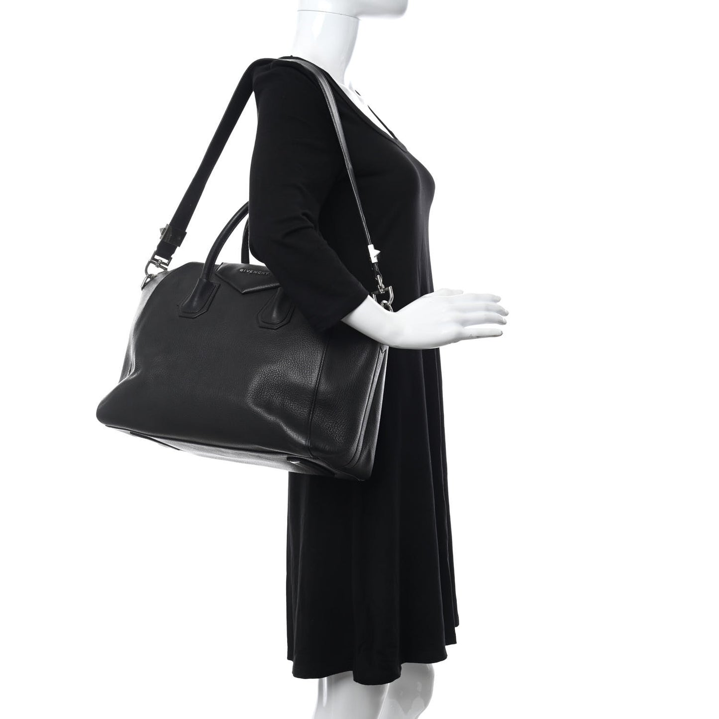 Sugar Goatskin Medium Antigona Black