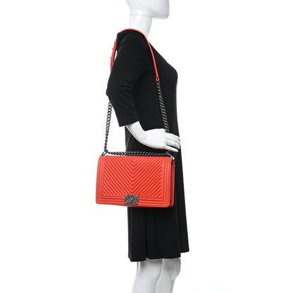 Chanel Calfskin Chevron New Medium Boy Flap Red 2 of 5