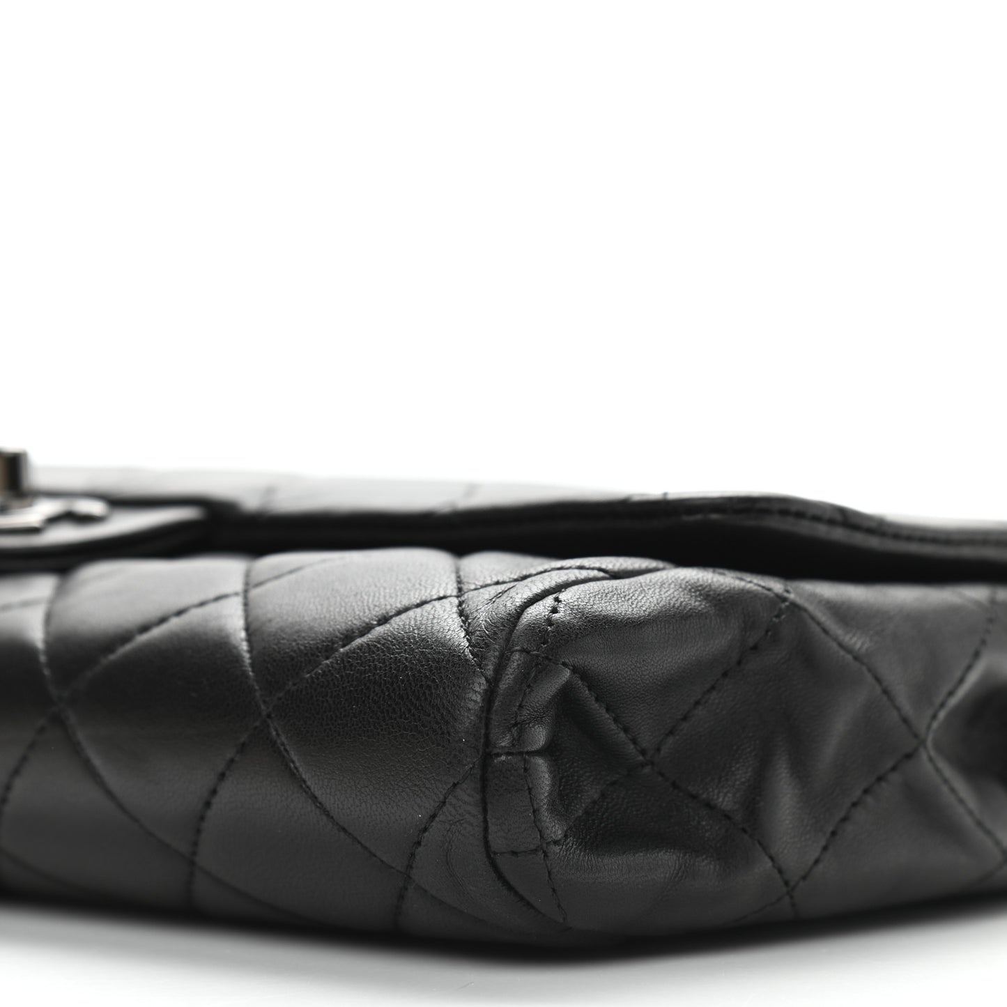 Lambskin Quilted Clutch With Chain Flap Black