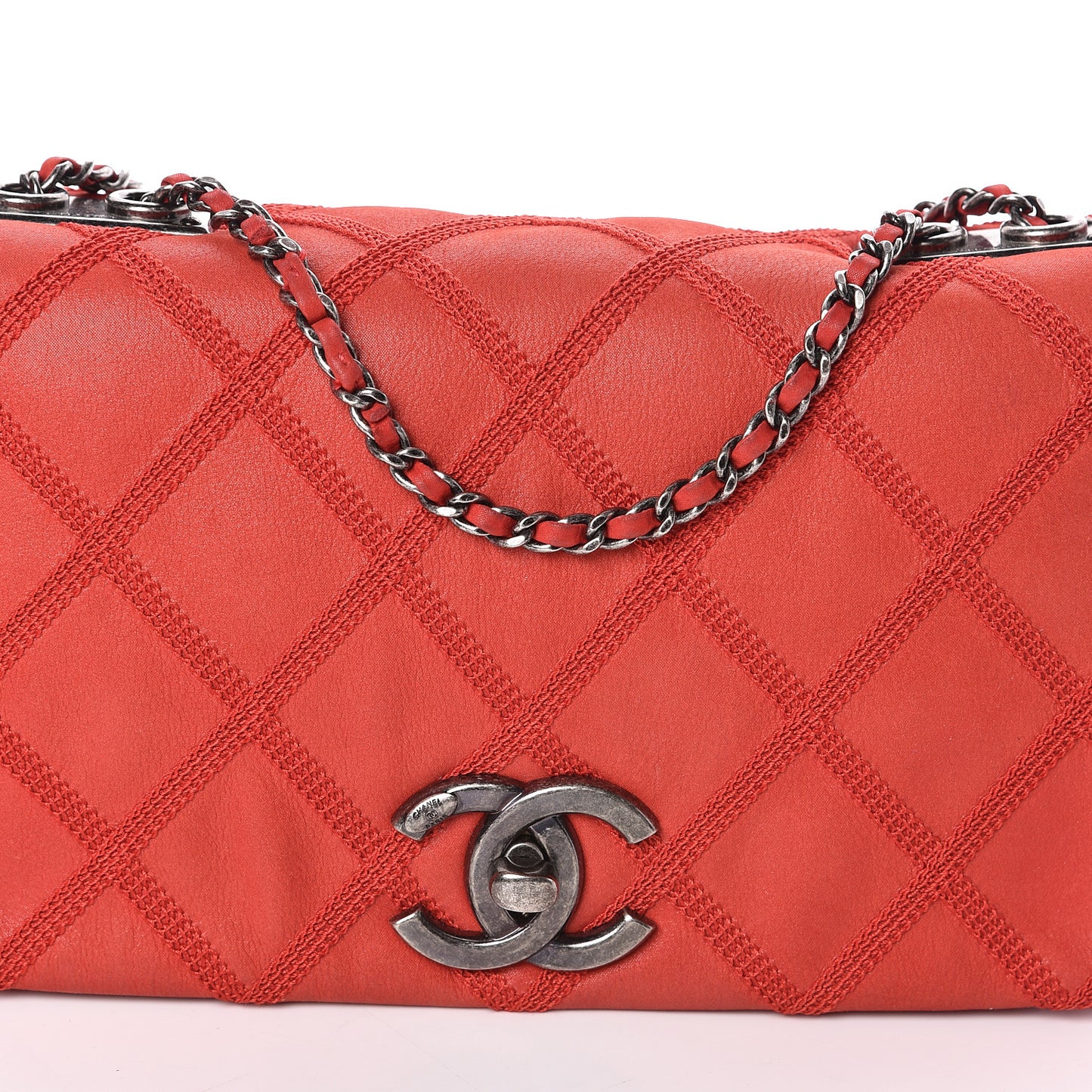 Iridescent Calfskin Diamond Stitch Flap Red