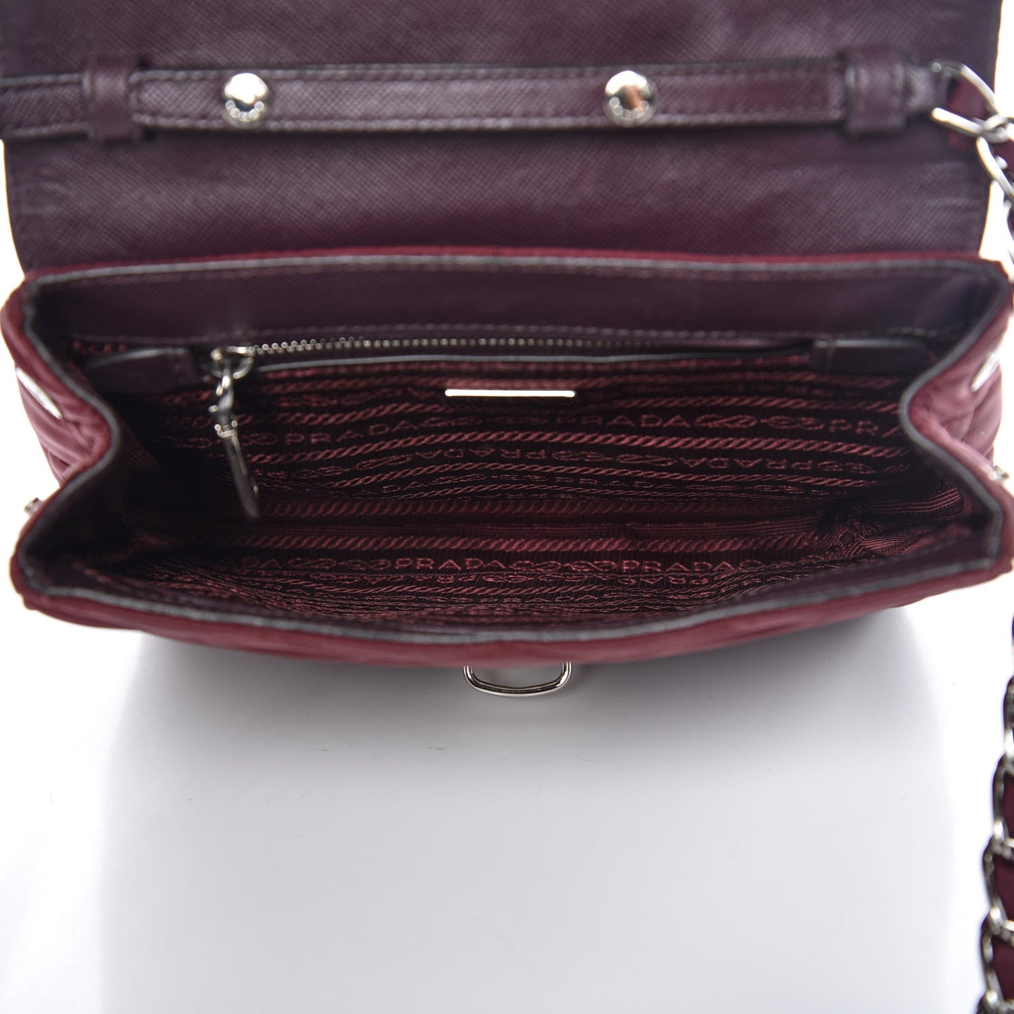 Nylon Tessuto Impuntu Quilted Flap Granato
