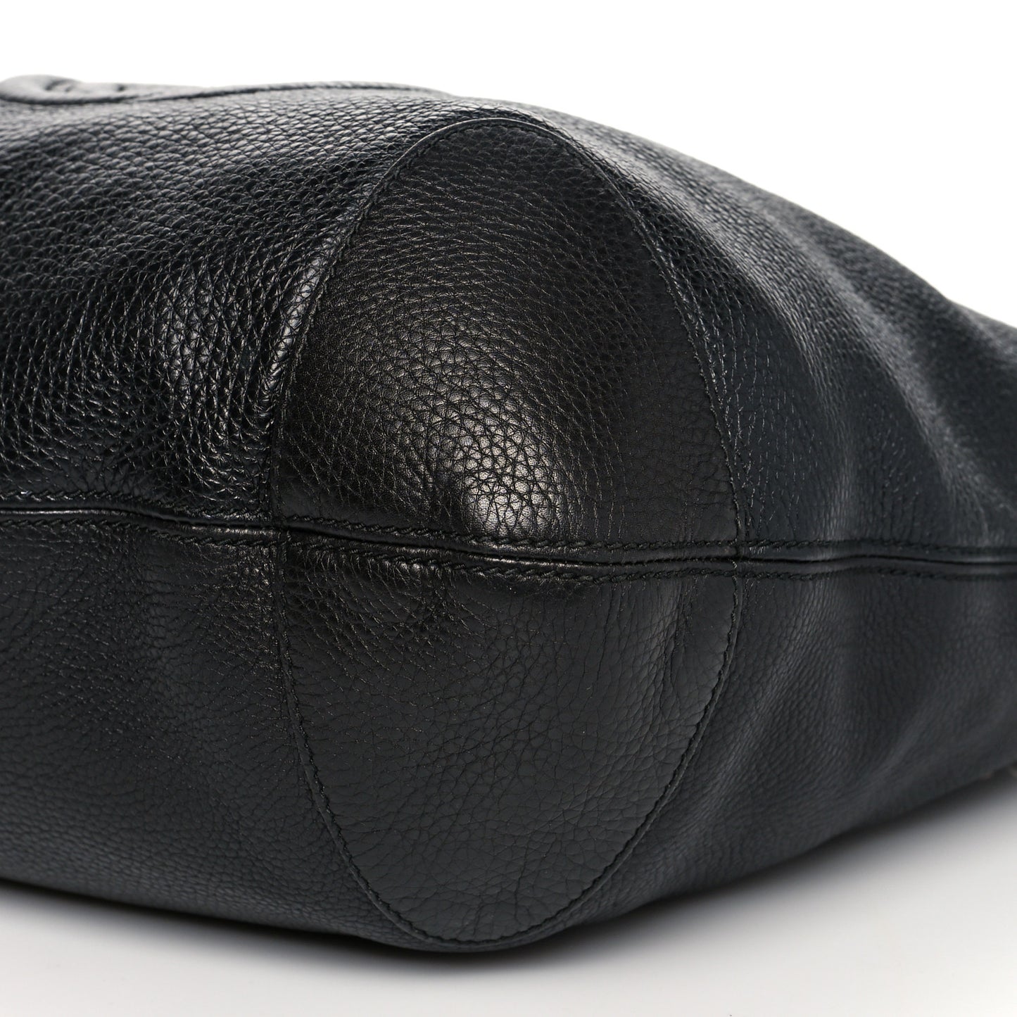 Pebbled Calfskin Medium Soho Chain Hobo Black