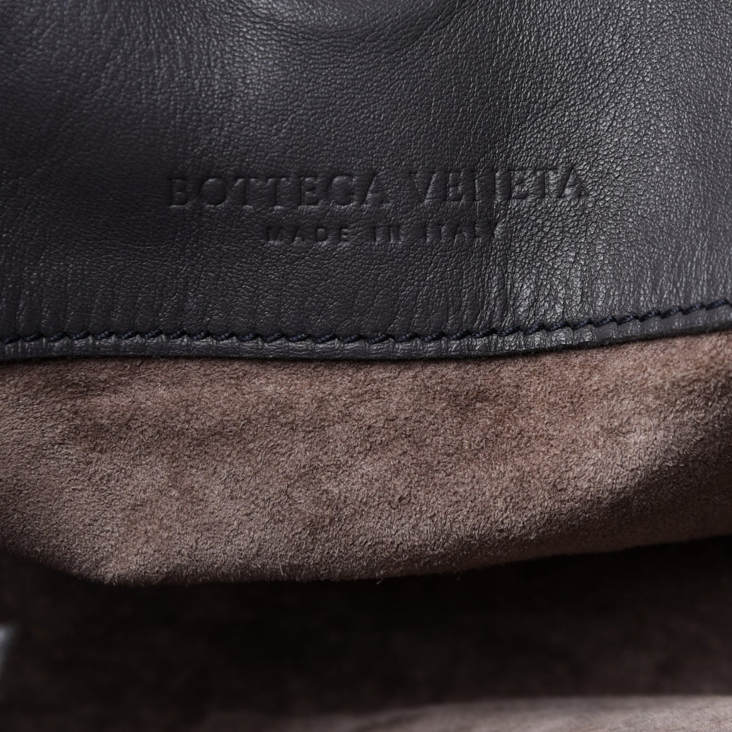 Nappa Intrecciato Large Campana Hobo Shadow