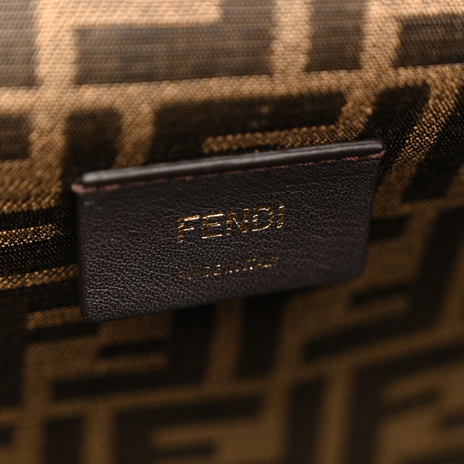 Fendi Shiny Nappa Medium Fendi First Caramello 6 of 13