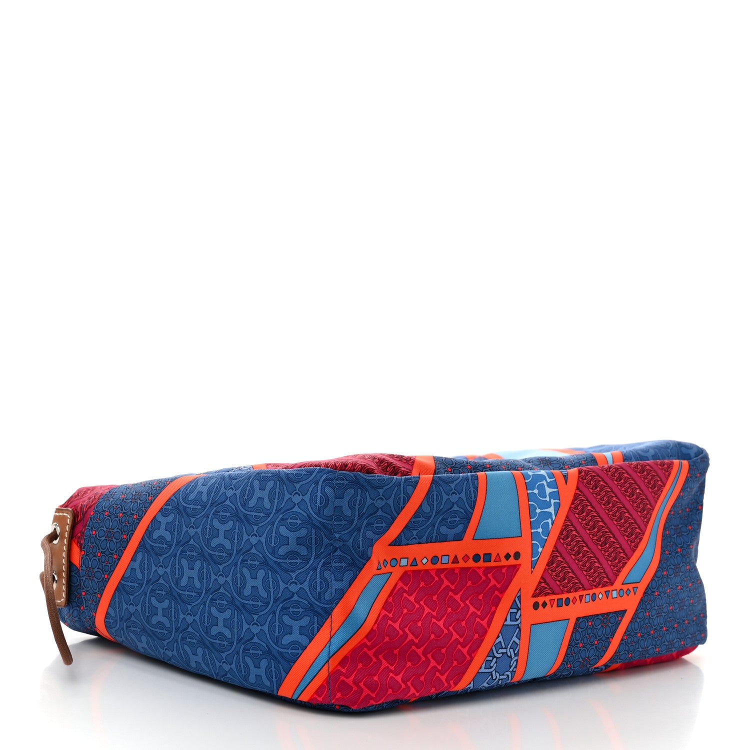 Hermes Silk Carre en Cravates Fourbi 25 MM Pouch Bleu Saphir 4 of 11