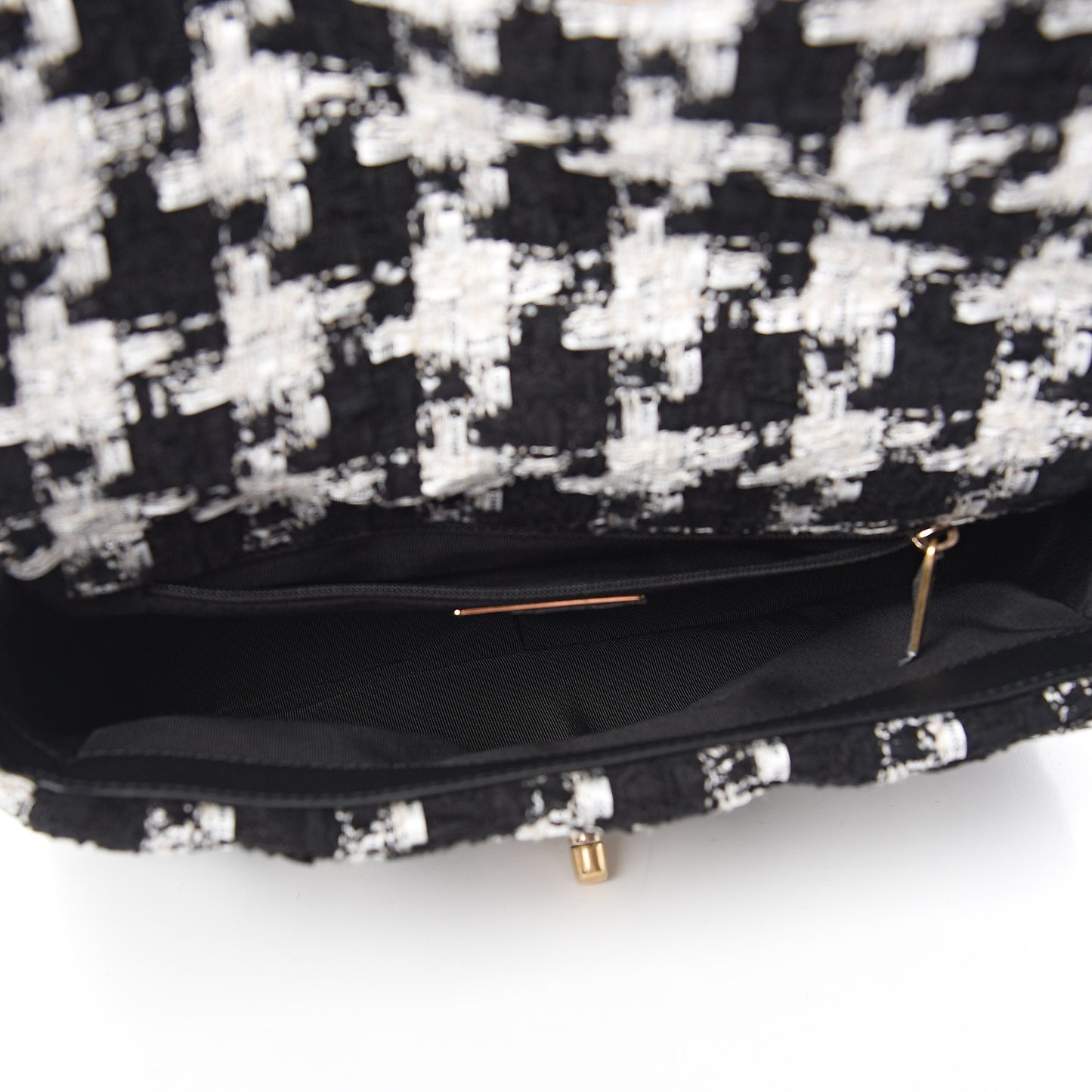 Tweed Quilted Medium 19 Flap Black Ecru White